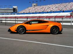 Lamborghini Superleggera LP570